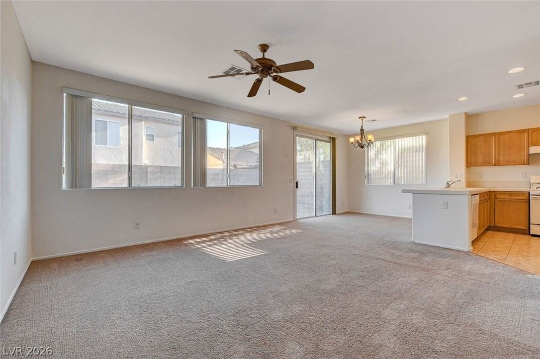 9215 Horseshoe Basin Ave - Photo 7 of 42