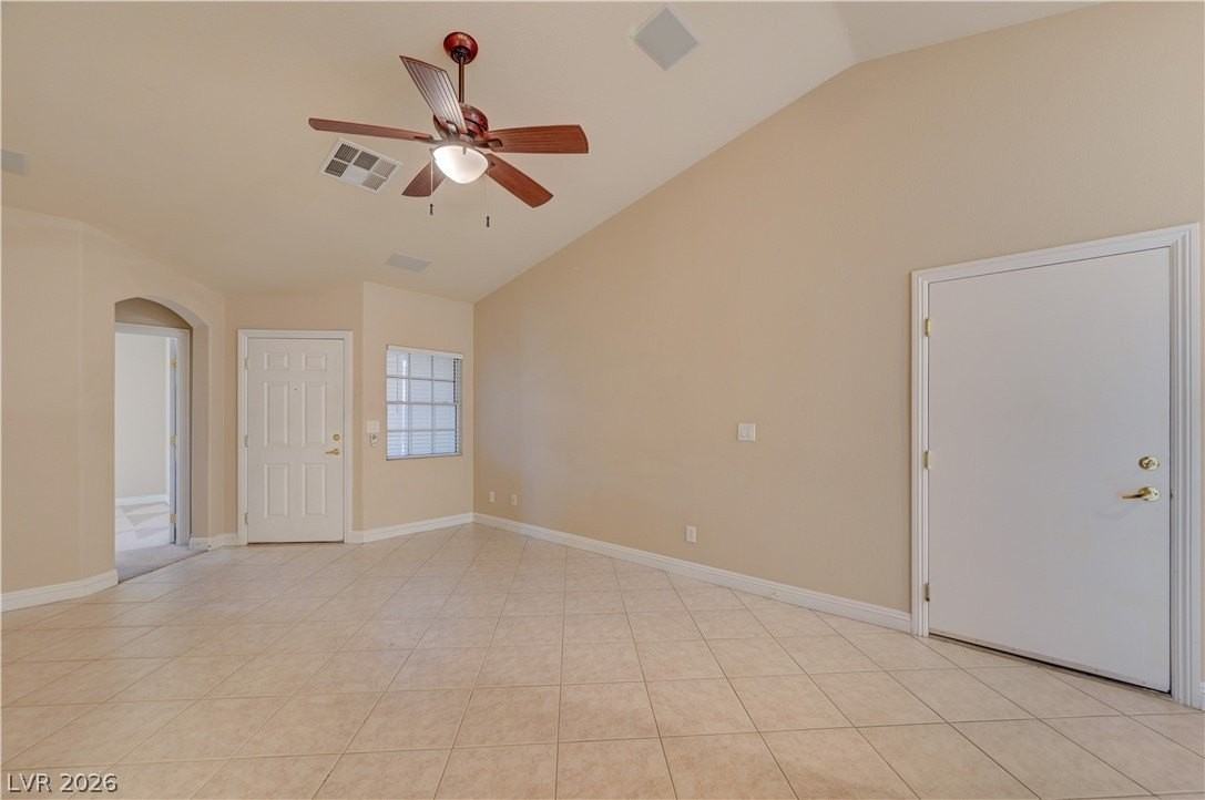 8556 Lakota St - Photo 6 of 33