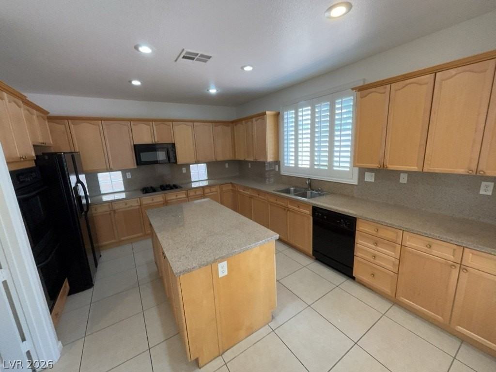 9412 Forest Edge Ave - Photo 2 of 17