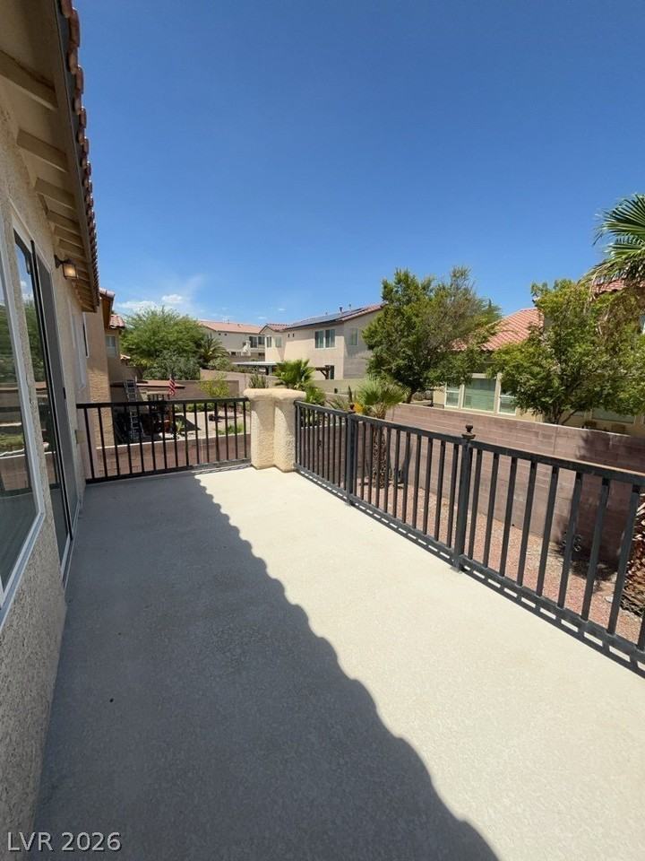 9412 Forest Edge Ave - Photo 5 of 17