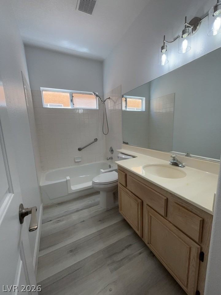 7959 Nookfield Dr - Photo 5 of 16