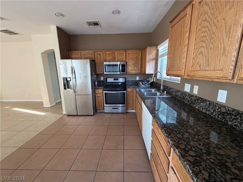 9196 Grand Sunburst Ct - Photo 6 of 30