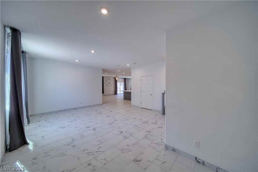 3821 E Weld Ave - Photo 7 of 50