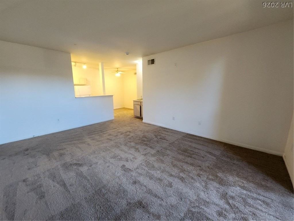 231 W Horizon Ridge Pkwy #417 - Photo 6 of 39