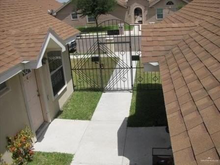 1813 Bahamas Dr - Photo 3 of 16