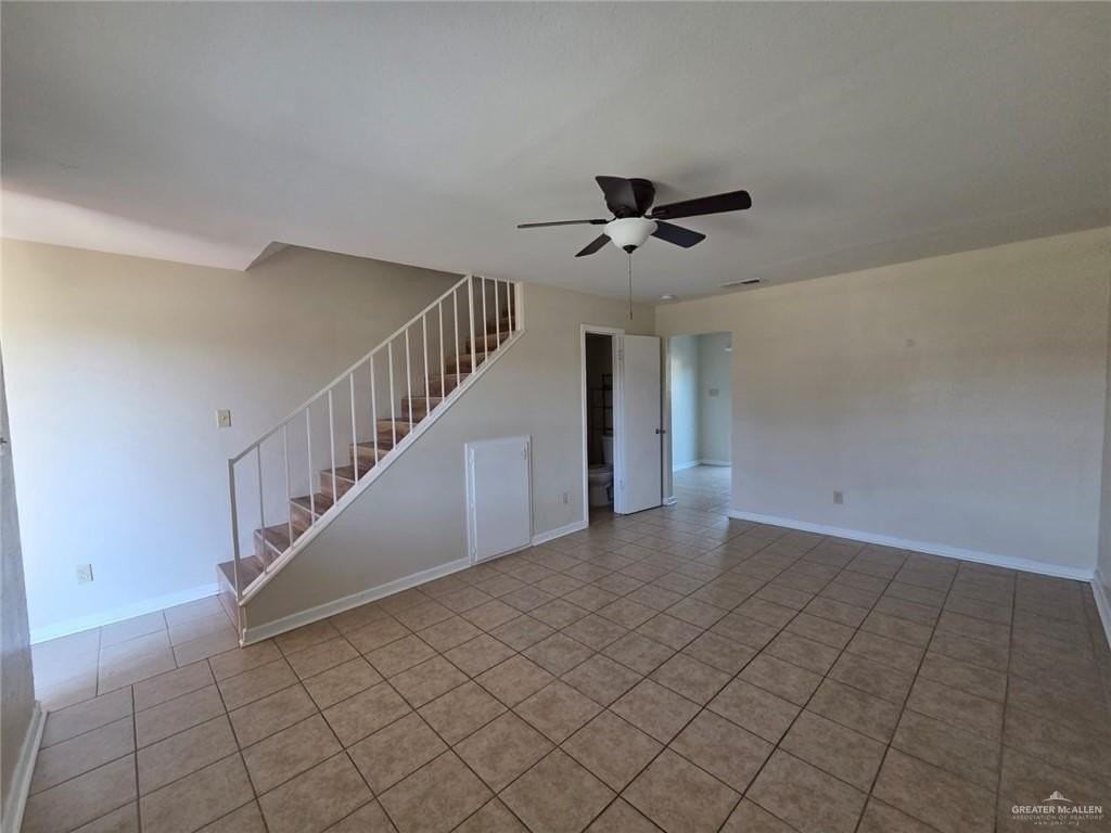 3300 N 25 1/2 St - Photo 7 of 10