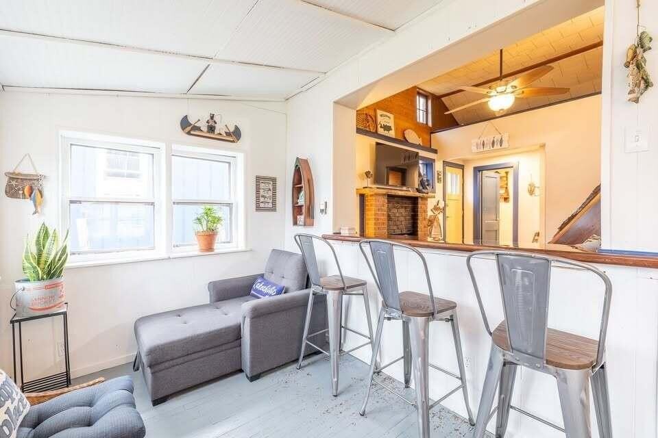 2555 Melvin Rd - Photo 6 of 22