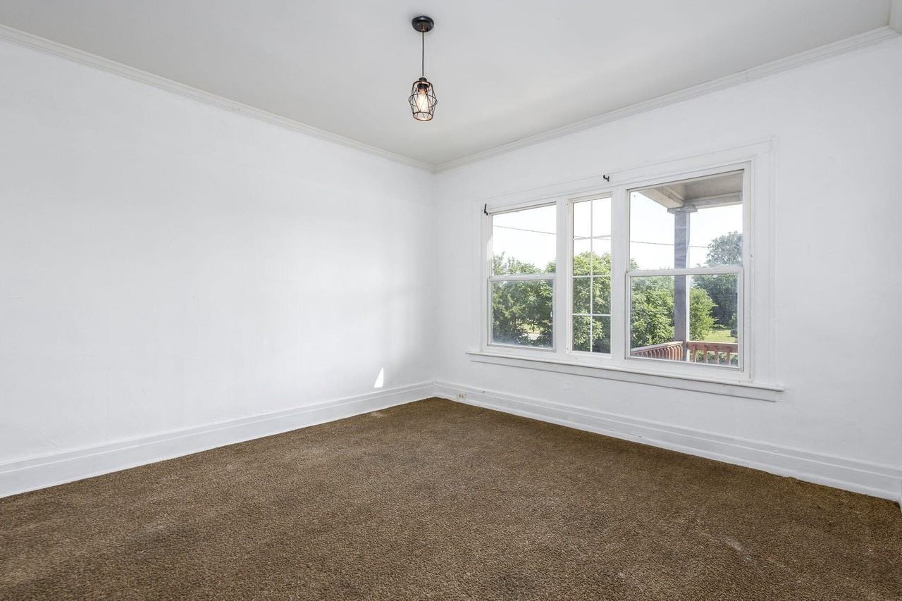 1565 W Grand Blvd #3 - Photo 6 of 11
