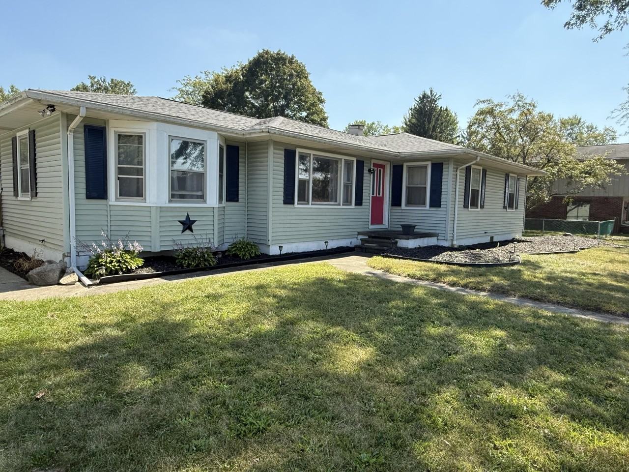 8603 Bunton Rd - Photo 2 of 21