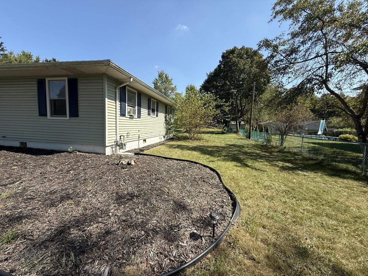 8603 Bunton Rd - Photo 3 of 21