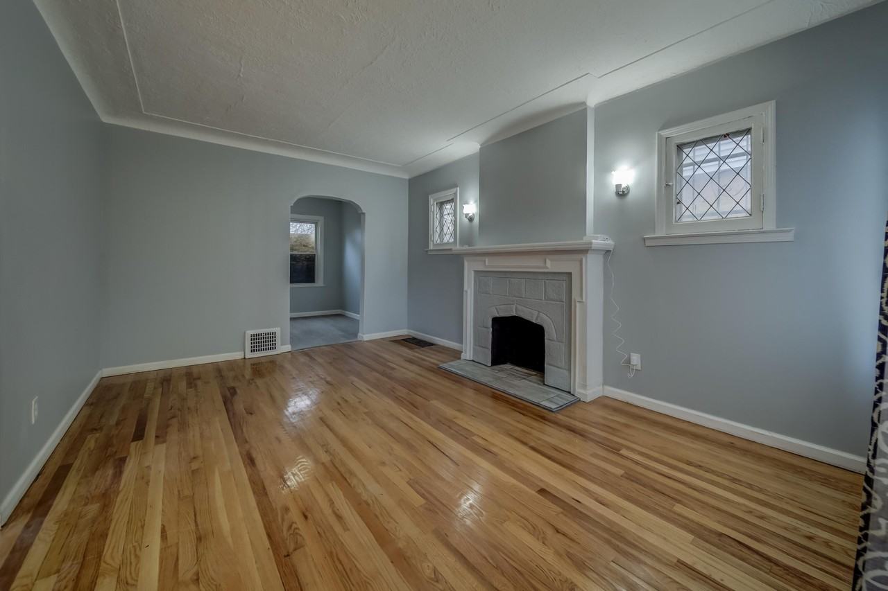 16225 Hartwell St - Photo 5 of 12