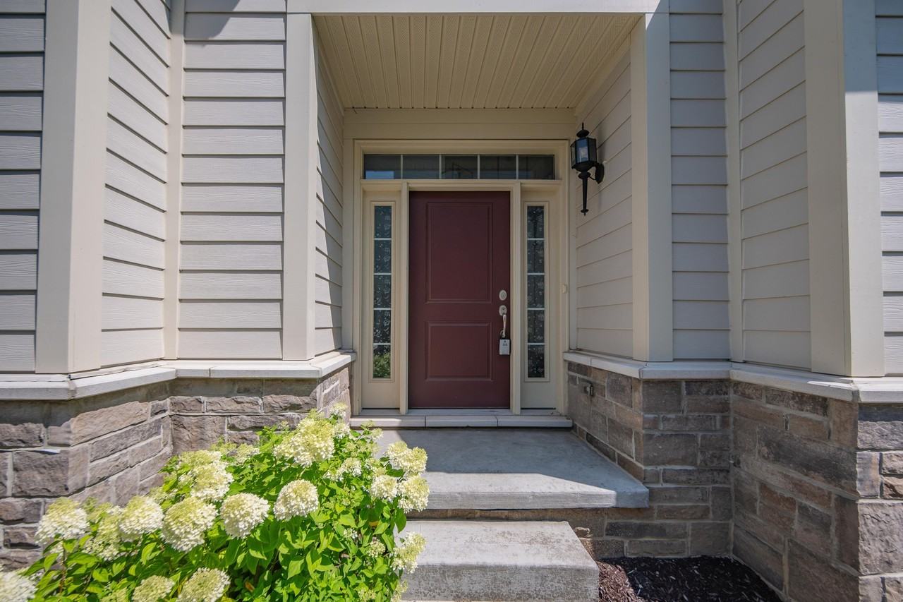 3081 N Spurway Dr - Photo 4 of 50