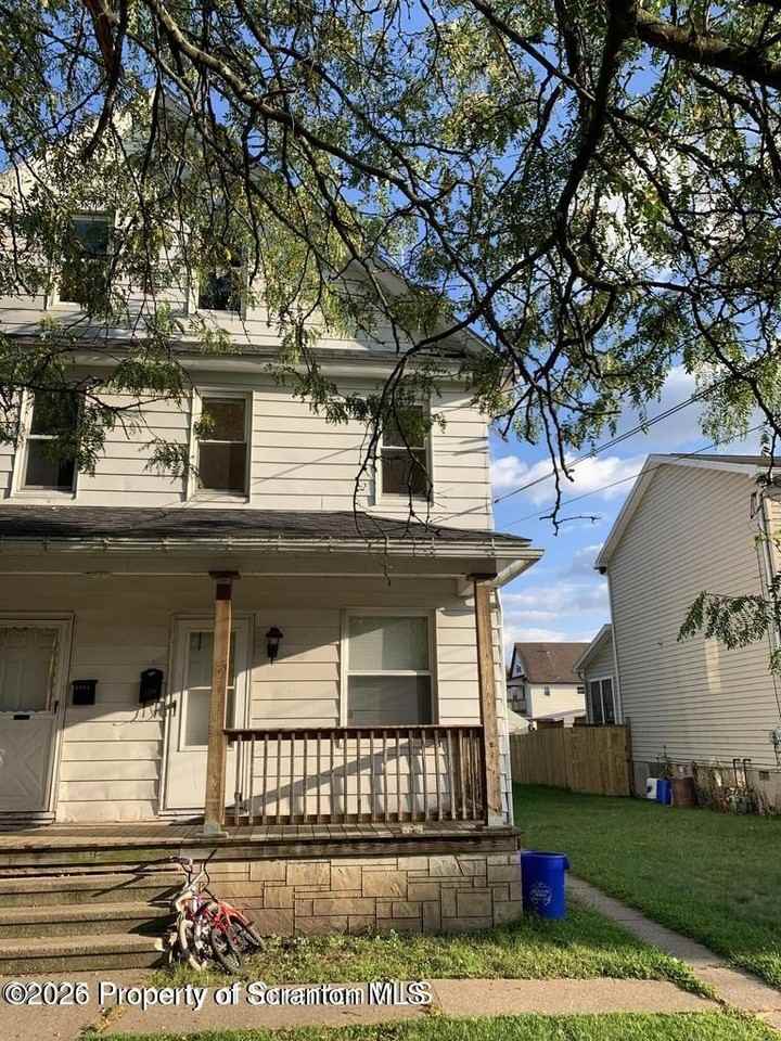 2430 Amelia Ave