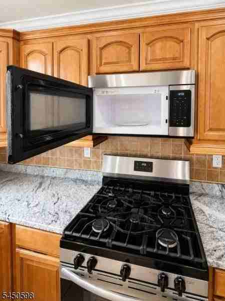 77 Cedar St #3 - Photo 5 of 38
