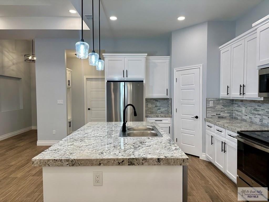 1782 CASTILLO ST. - Photo 4 of 21