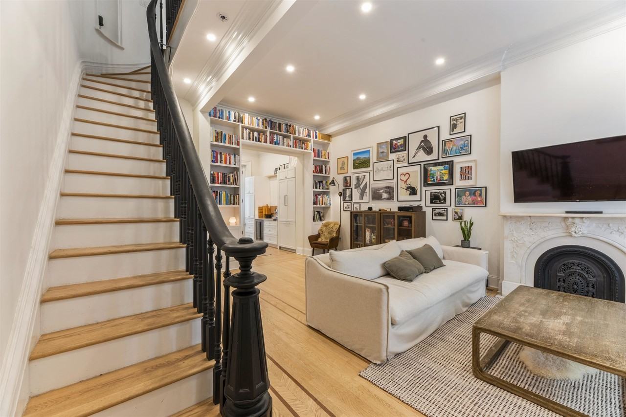 8 Paulmier Pl - Photo 5 of 35