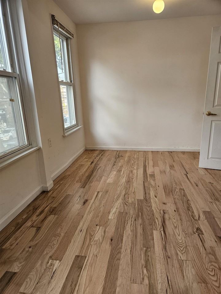 85 Oakland Ave #1 - Photo 5 of 21