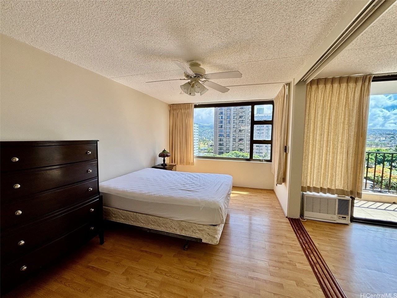 201 Ohua Ave #905 - Photo 5 of 18