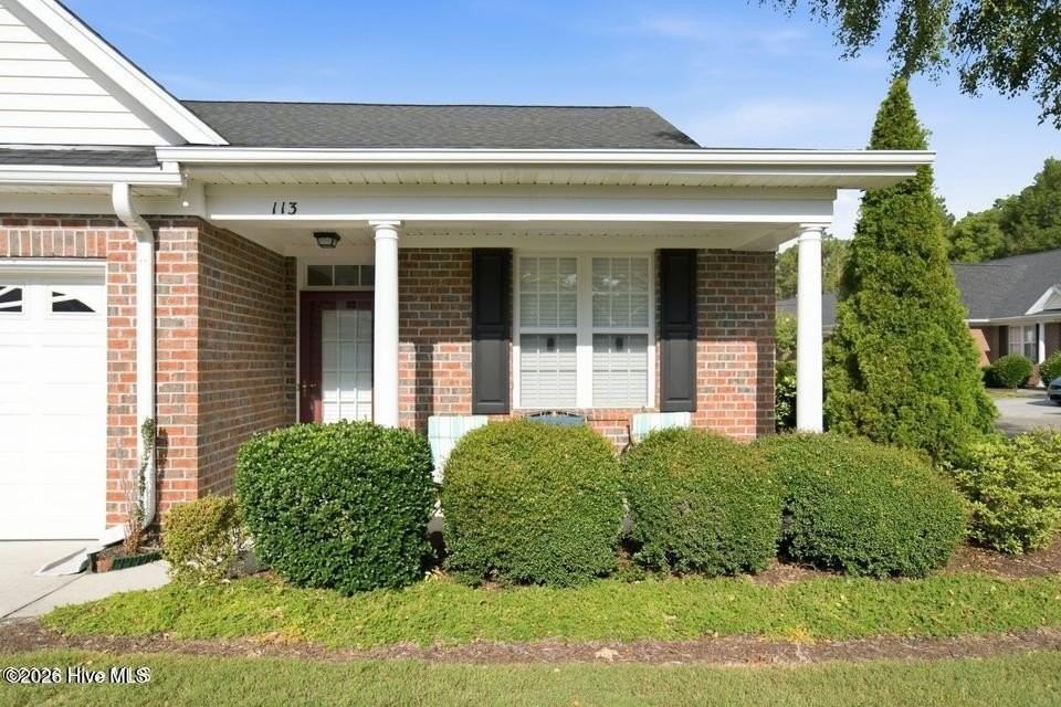 5006 Carleton Dr #113 - Photo 3 of 35