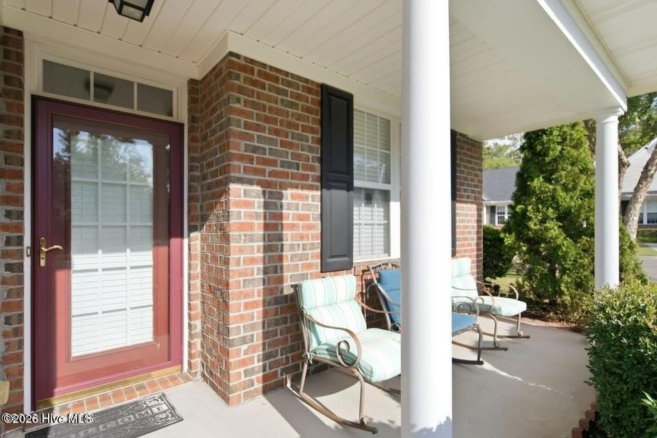 5006 Carleton Dr #113 - Photo 4 of 35