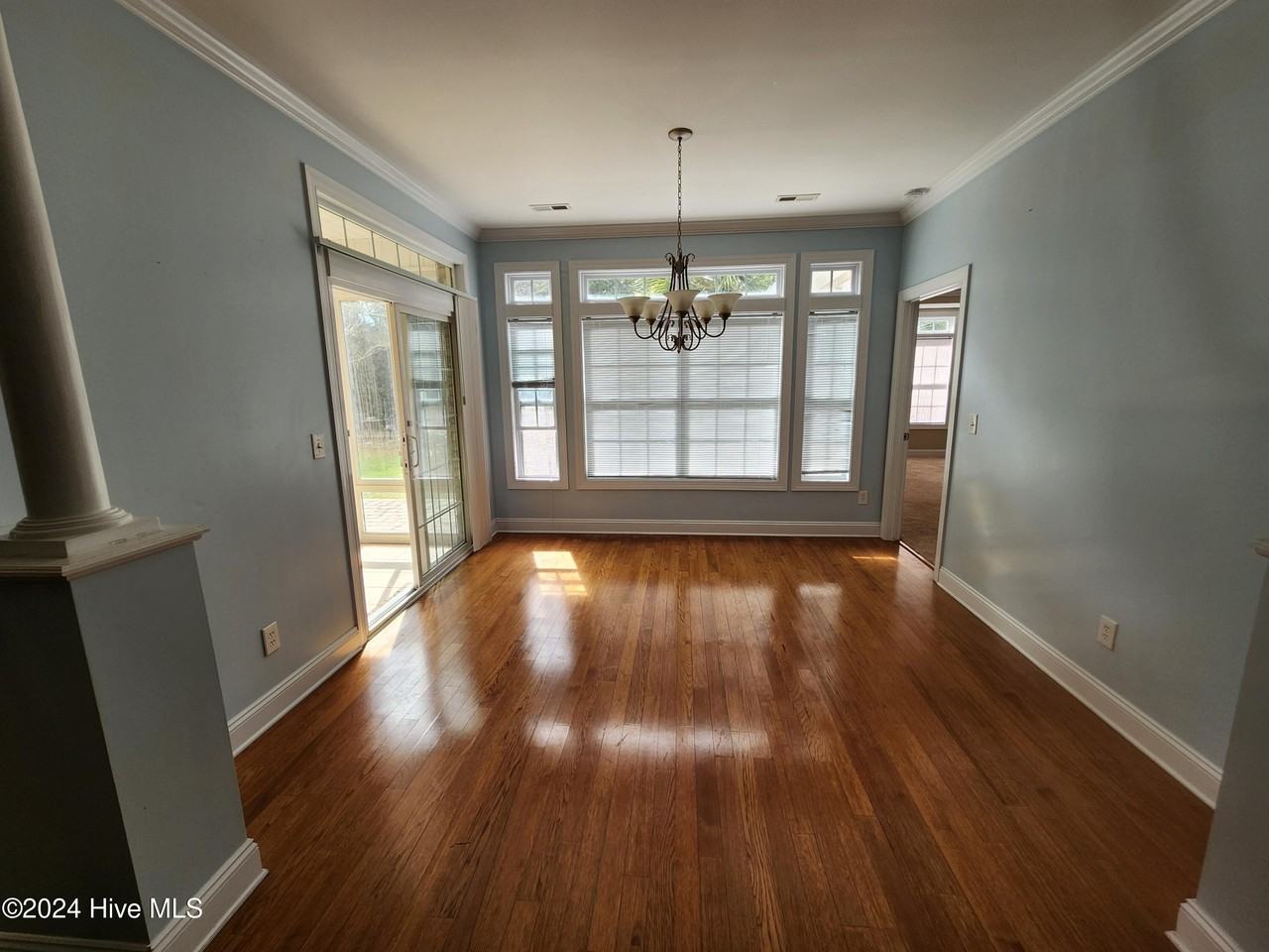 601 Creekway Cir Se - Photo 6 of 39