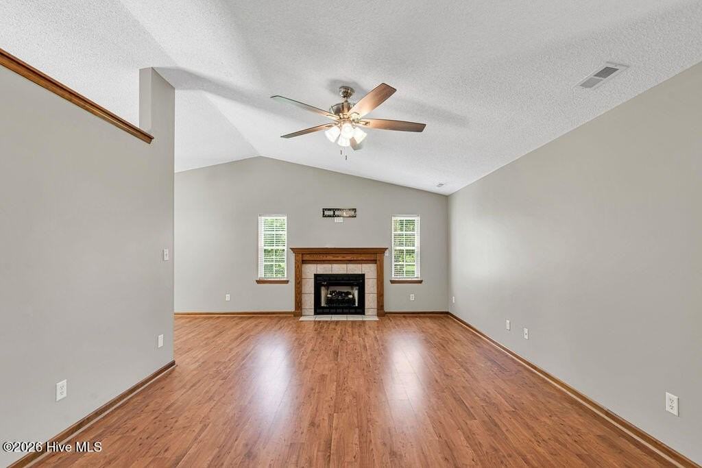 304 Gaston Ct - Photo 4 of 30