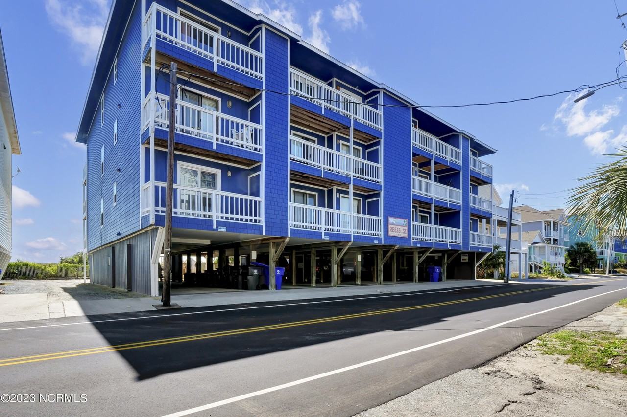 608 Carolina Beach Ave N #A3 - Photo 2 of 30
