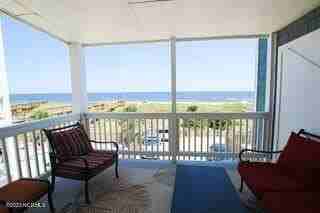 1308 Carolina Beach Ave N #2A - Photo 6 of 35