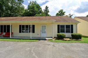 featured image of 1212 Highland Ave #D