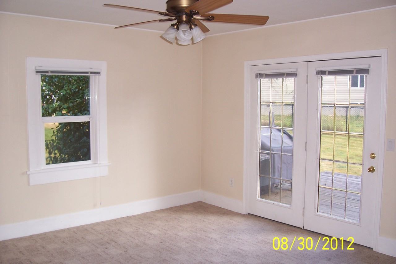 15303 Sunset Ave Ne #1 - Photo 6 of 8