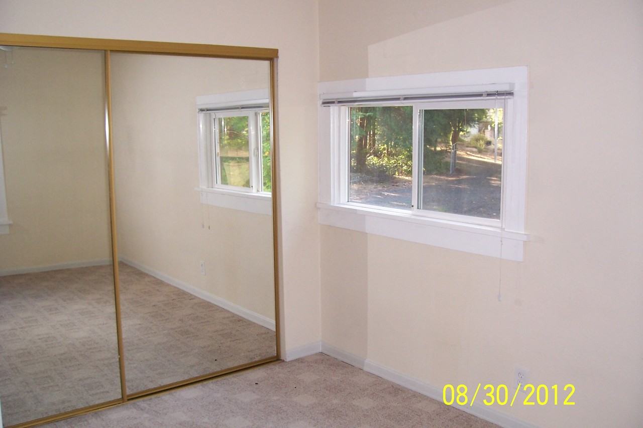 15303 Sunset Ave Ne #1 - Photo 7 of 8