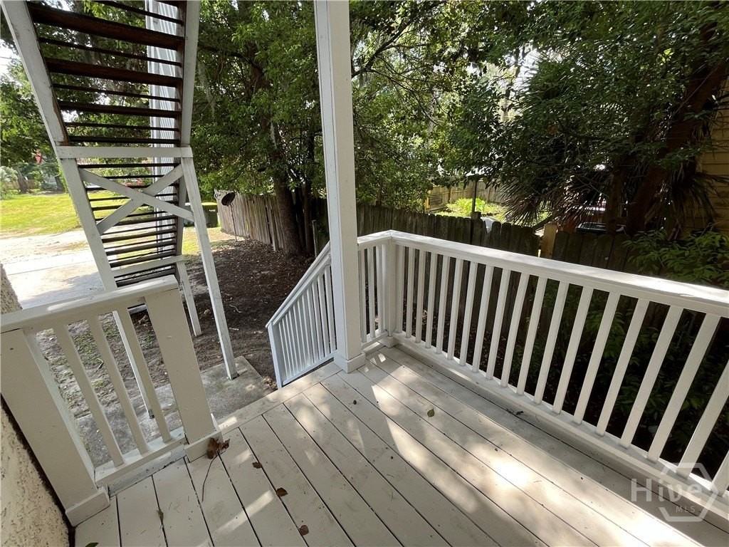 825 E Henry St #A - Photo 2 of 8