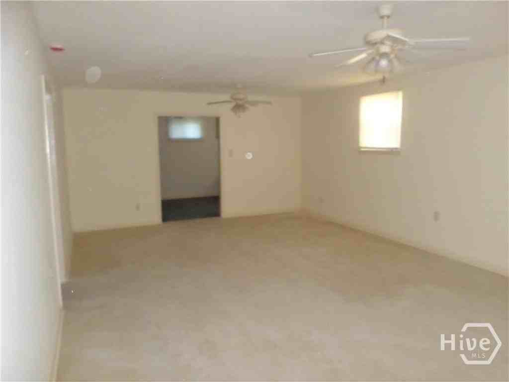 4209 Crane St - Photo 2 of 7