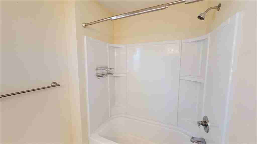 1235 N Ash St - Photo 6 of 15