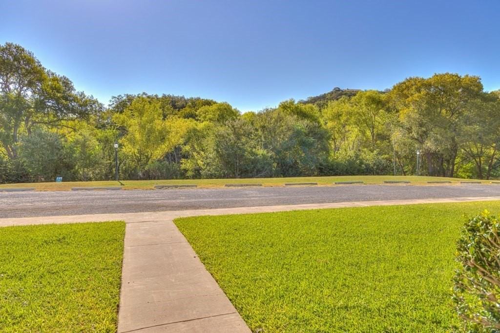 1908 Leslie Dr - Photo 6 of 26