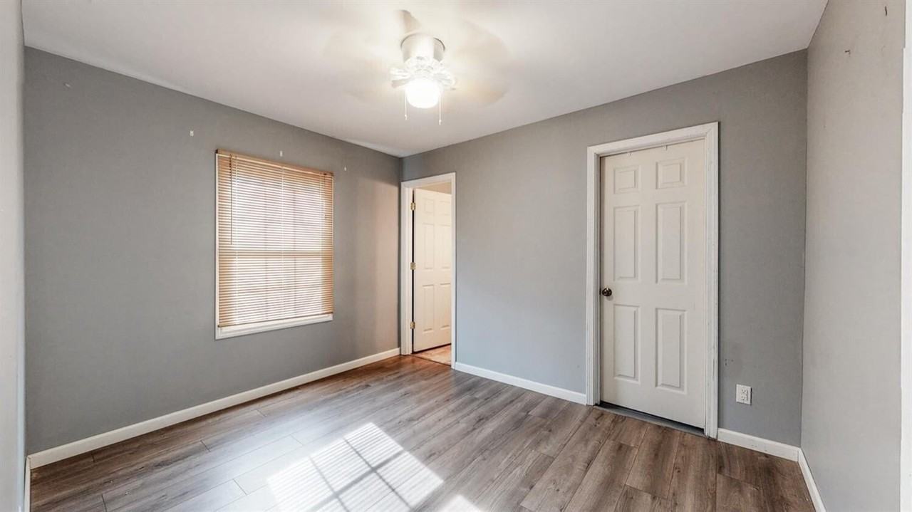 105 Woods Ave - Photo 7 of 20