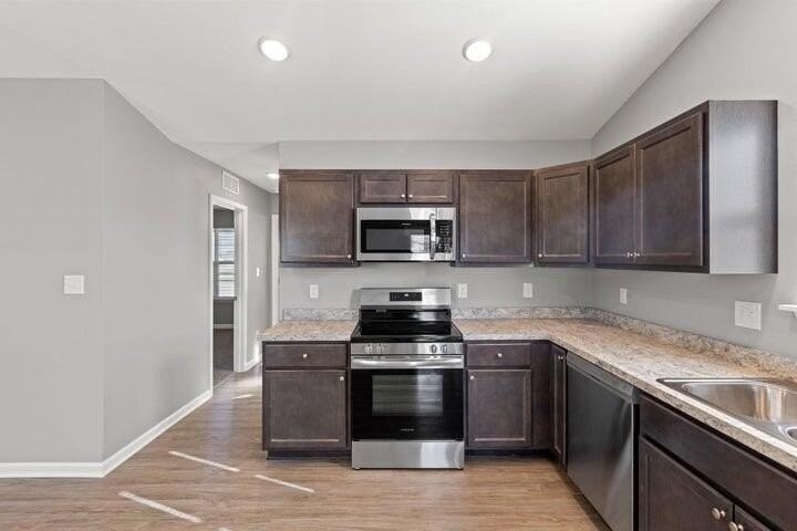 149 Candy Apple Ln - Photo 7 of 21