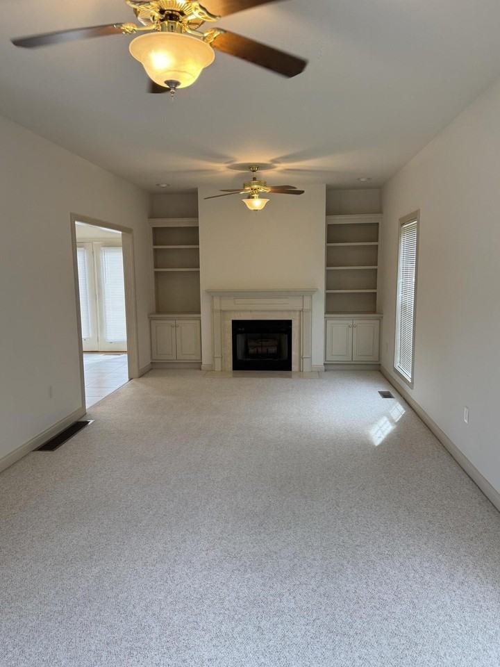 3273 Marston Pl - Photo 5 of 32