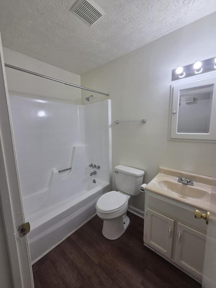 3777 Red River Dr - Photo 6 of 10