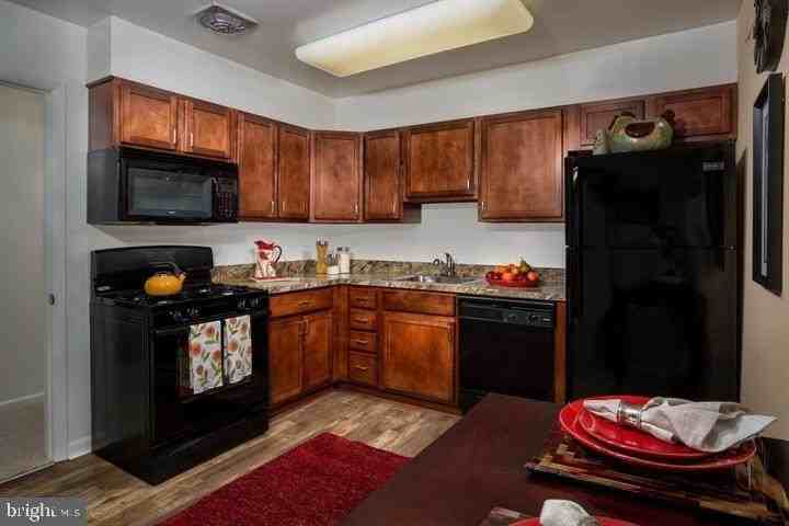 2 Over Ridge Ct - Photo 4 of 20