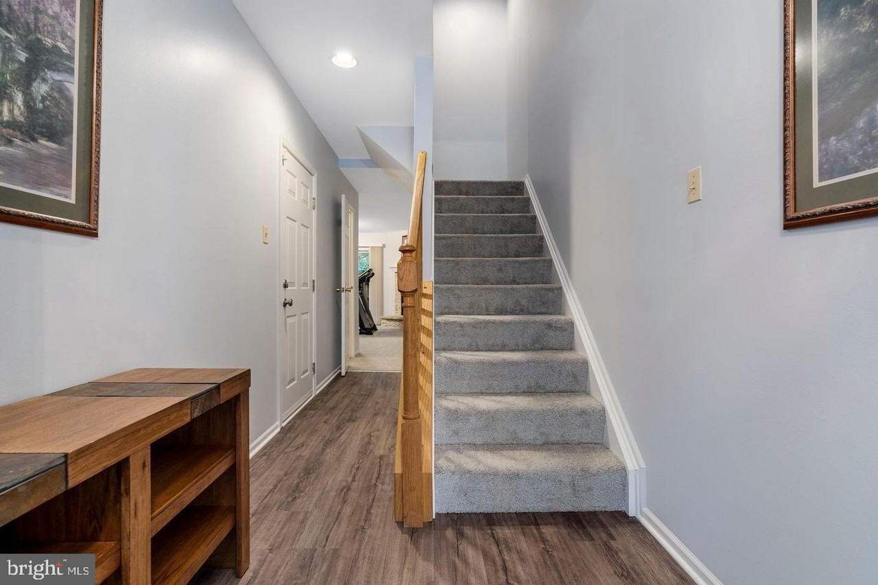 8415 Gold Sunset Way - Photo 2 of 25
