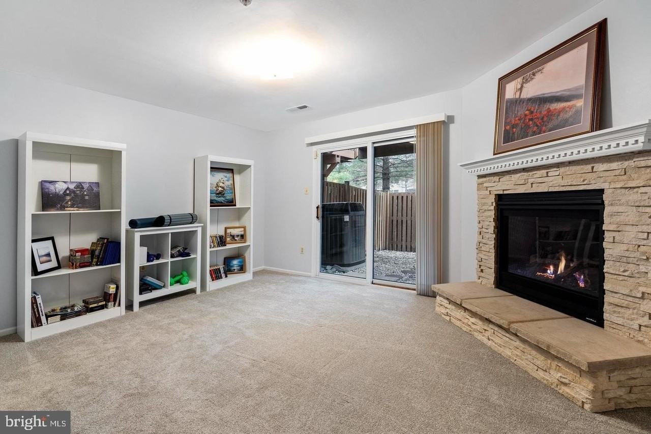 8415 Gold Sunset Way - Photo 3 of 25