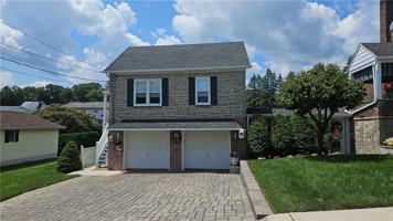 featured image of 442 N 7th St