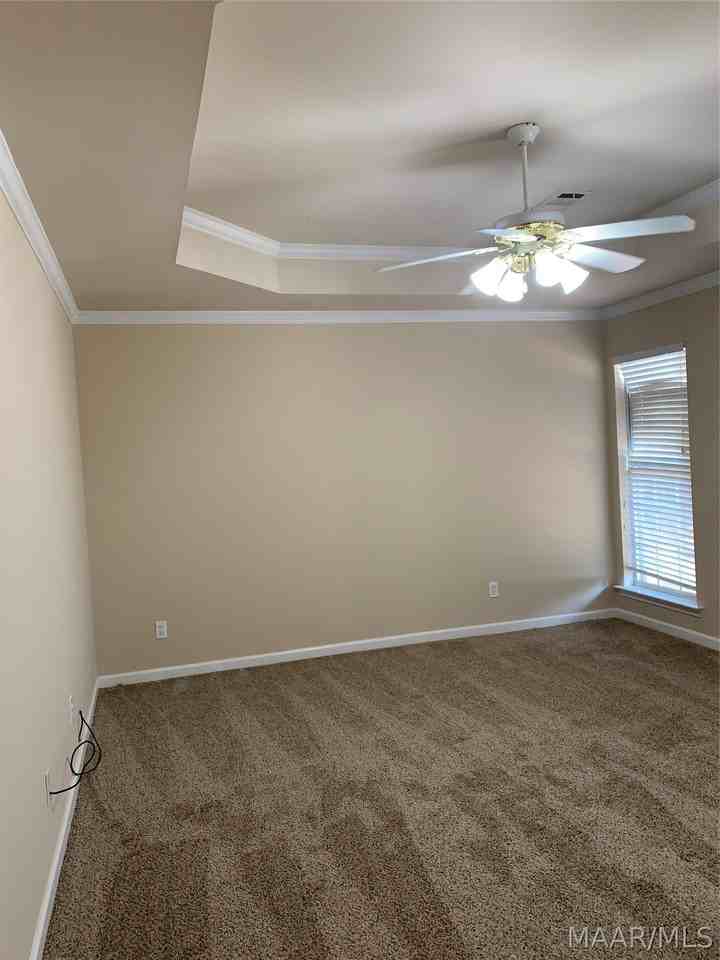 131 Live Oaks Dr - Photo 7 of 18