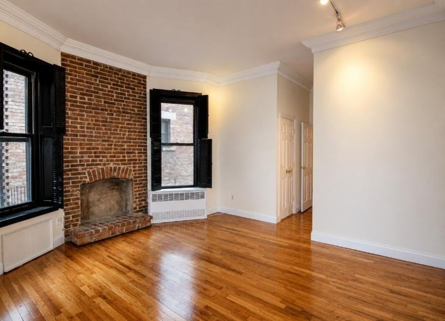 76 W 85th St - Photo 2 of 7