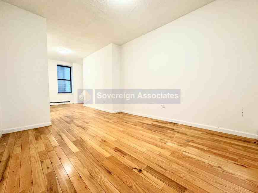 617 W 143rd St - Photo 2 of 10