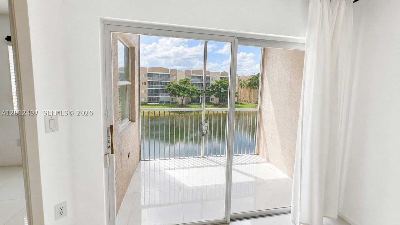 9560 Weldon Cir #J308 - Photo 6 of 15