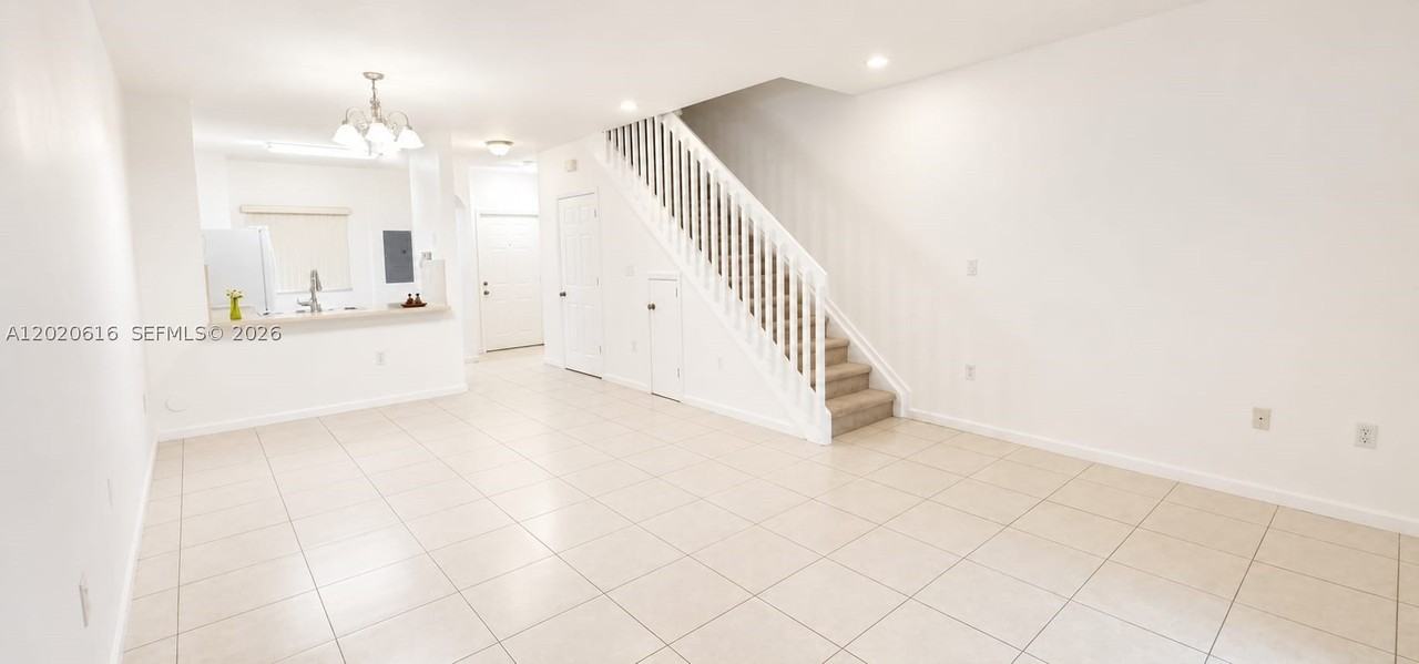 7931 Tuscany Ct #7931 - Photo 3 of 10