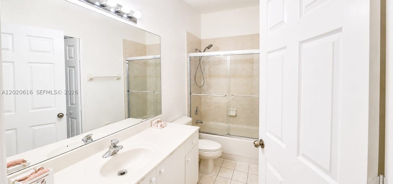 7931 Tuscany Ct #7931 - Photo 5 of 10