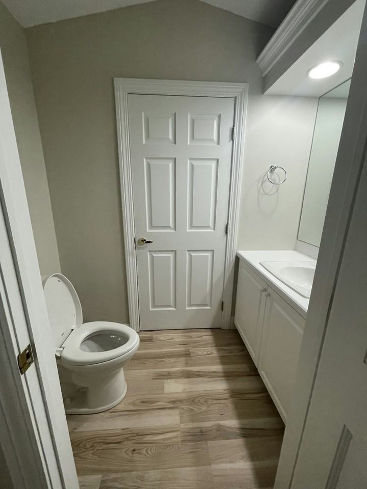 4390 N River Rd. Freeland, MI 48623, USA - Photo 7 of 39